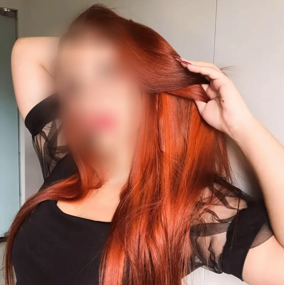 Angela, 32 anni