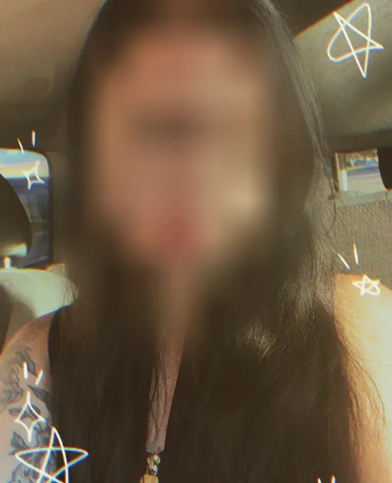 Emanuela, 23 anni